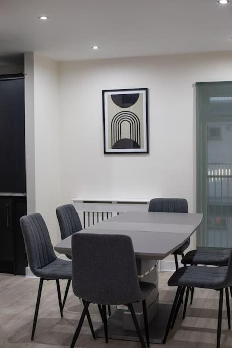 Luxury, Sleeps 6, City Centre Belfast Kültér fotó