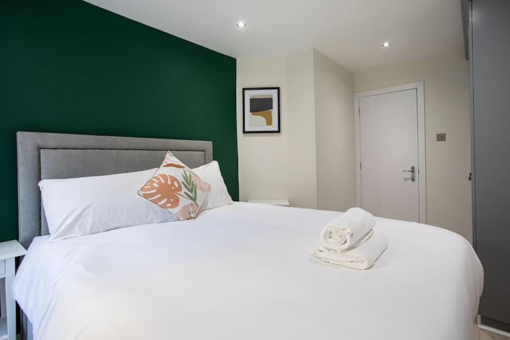Luxury, Sleeps 6, City Centre Belfast Kültér fotó