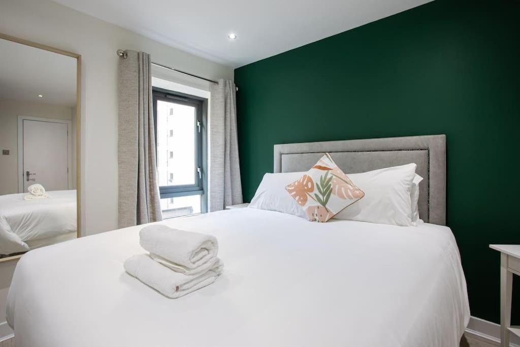Luxury, Sleeps 6, City Centre Belfast Kültér fotó