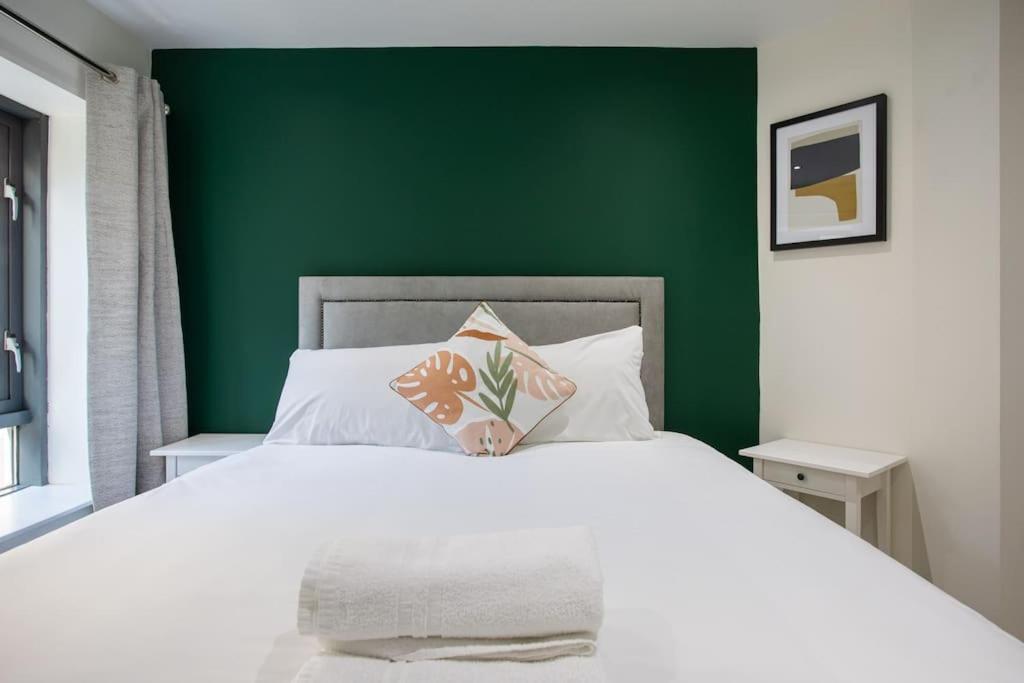 Luxury, Sleeps 6, City Centre Belfast Kültér fotó