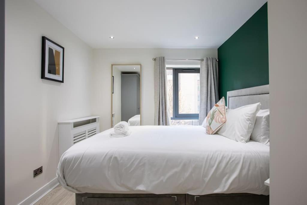 Luxury, Sleeps 6, City Centre Belfast Kültér fotó
