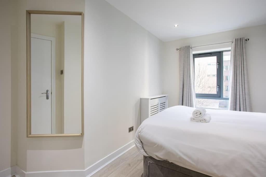 Luxury, Sleeps 6, City Centre Belfast Kültér fotó